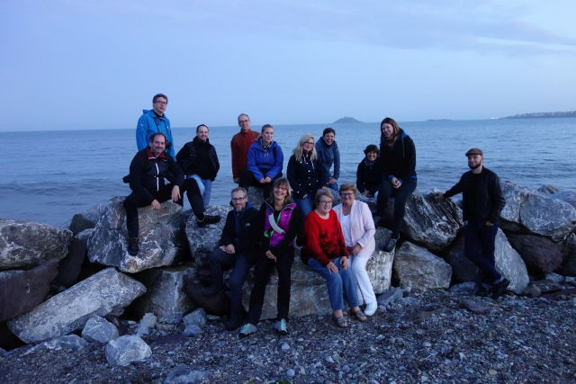 Gruppenfoto eines großartigen Outdoor-Events mit Cascade Designs und Unterwegs Unterwegs Gruppenfoto in Irland