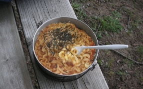 mie nudeln in tomatensauce mie nudeln in tomatensauce