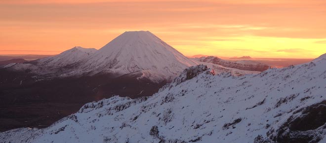 Sonnenaufgang ueber Ngauruhoe