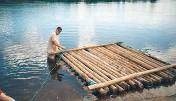 Flossbau in Bransang