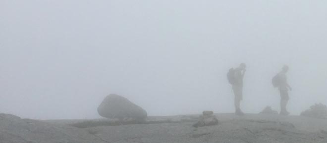 Dichter Nebel am Kjeragmassiv