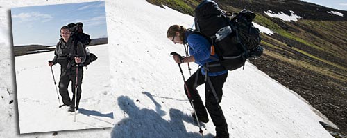 Mit Wanderstöcken geht es leichter bergauf