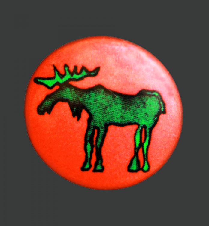 Unterwegs Elch Button 25mm Unterwegs Elch Button 25mm Farbe / color: rot-grün ()