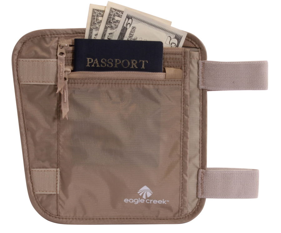 Eagle Creek Undercover Leg Wallet Unterwegs