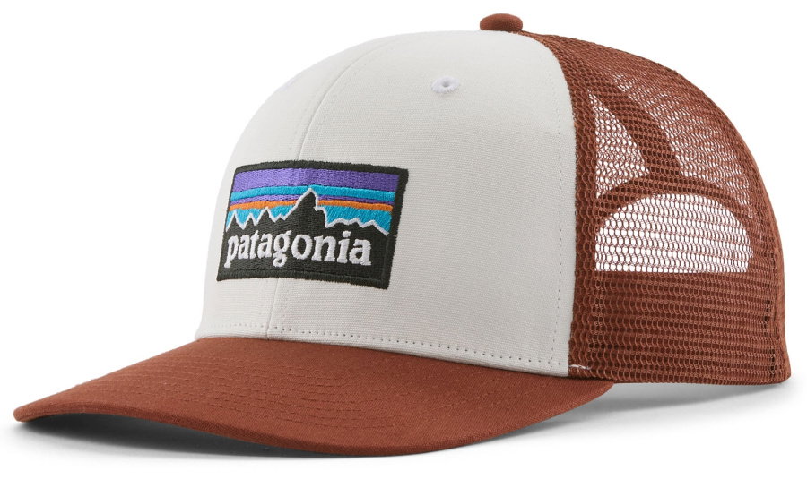 Patagonia P-6 Logo Trucker Hat Patagonia P-6 Logo Trucker Hat Farbe / color: white w/rusty red ()