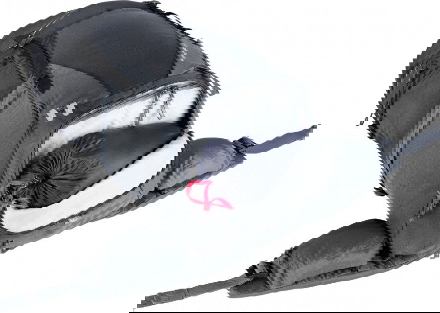 Seperates Bodenfach / Separate bottom compartment