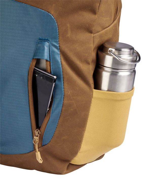 Seitentasche / Side pocket