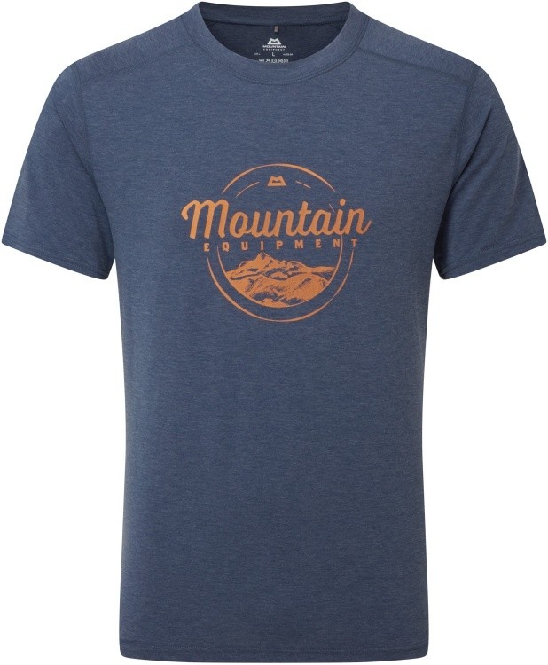 Mountain Equipment Headpoint Script Tee Mountain Equipment Headpoint Script Tee Farbe / color: medieval blue ()