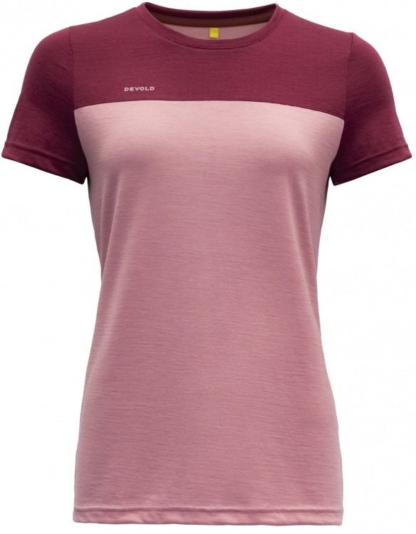 Devold Norang 150 Woman Tee Devold Norang 150 Woman Tee Farbe / color: foxglove/beetroot ()