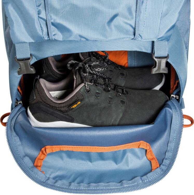 Bodenfach / Bottom compartment