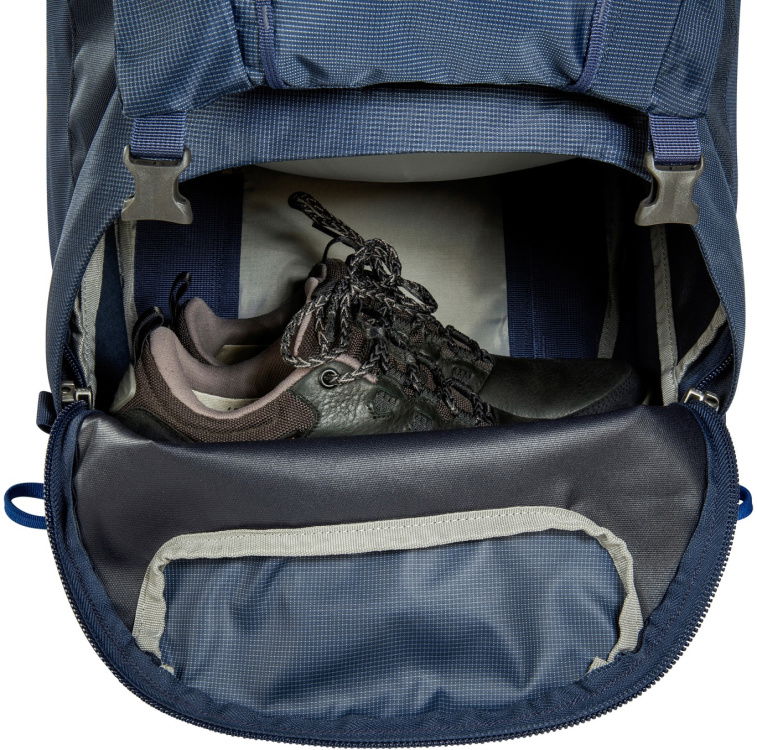 Bodenfach / Bottom compartment