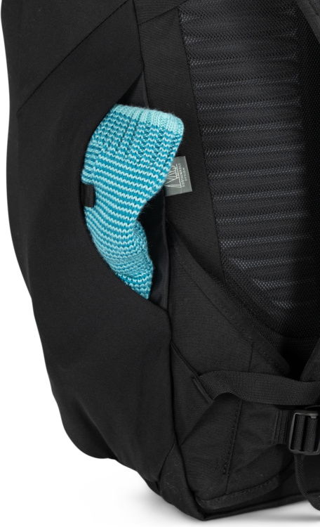 Mesh Tasche Seite / mesh pocket side