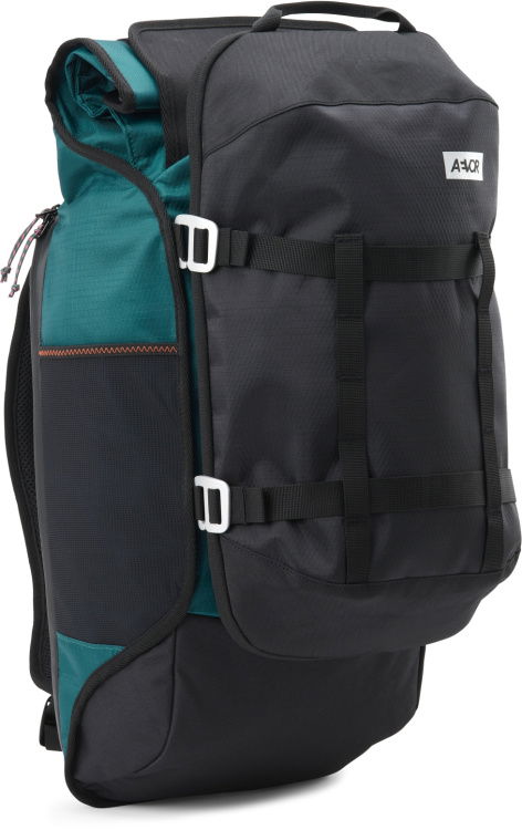 Befestigt / Attached