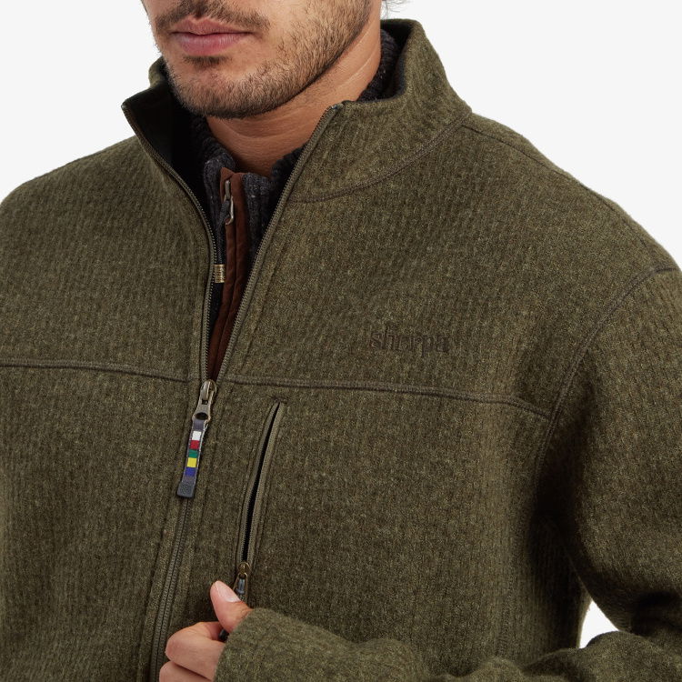 Detail Brusttasche / chest pocket