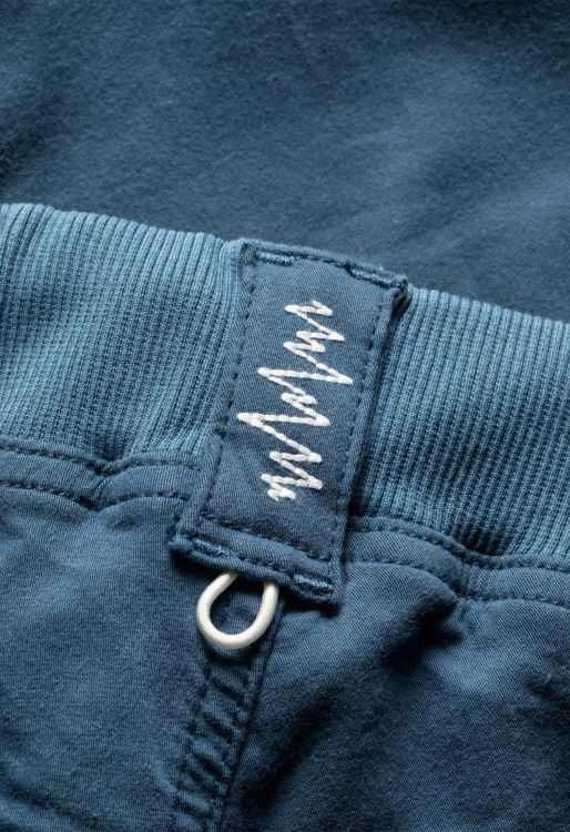 Detailansicht / detail, dark blue