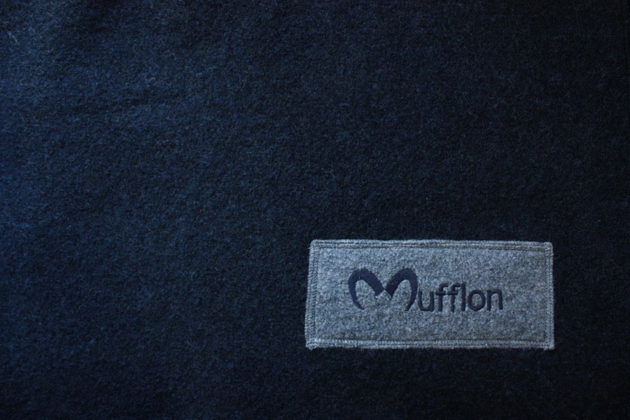 Mufflon Mu-Plaid II 220 x 140 cm Mufflon Mu-Plaid II 220 x 140 cm Farbe / color: navy ()