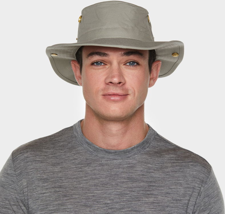 khaki khaki