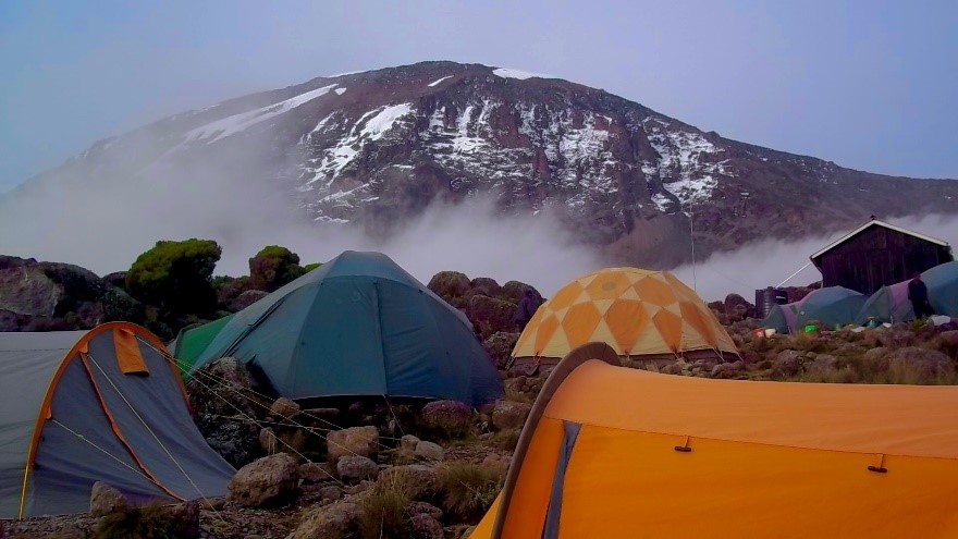 Auf den Kilimanjaro als alleinreisende Frau